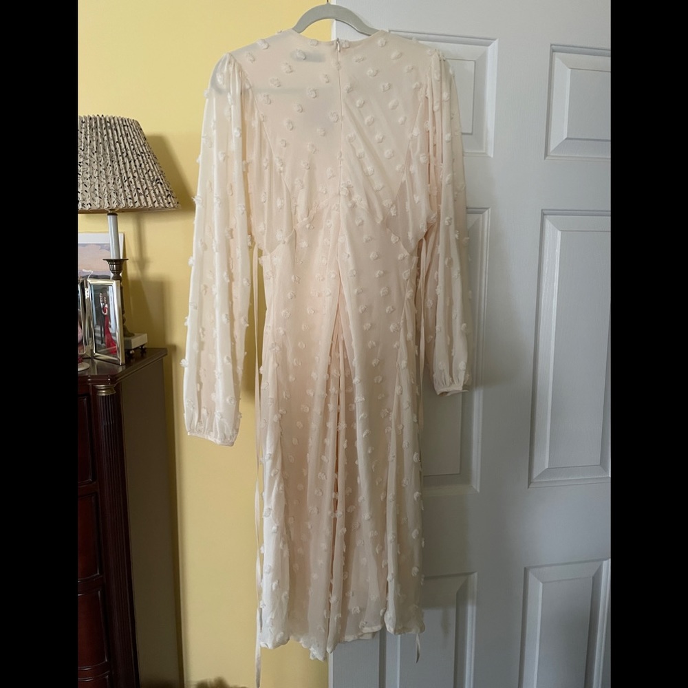 NWT ChicWish cream/white dress, large